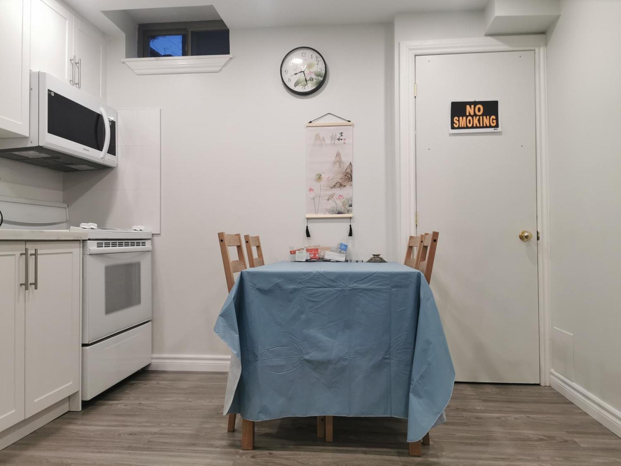 Perfect Location Comfort Private House Lower Level 2 Bedroom Unit Місісаґа Екстер'єр фото